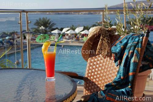 Queens Bay Hotel 6